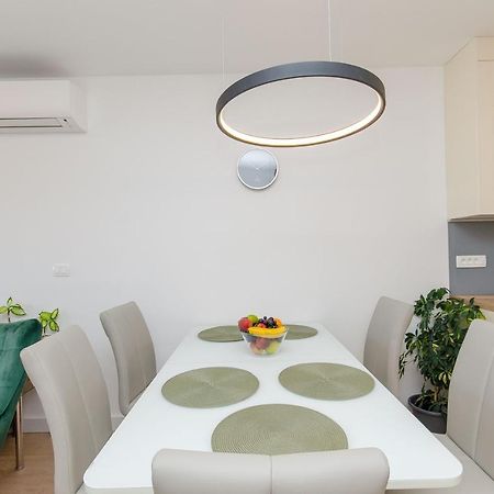 Modern Living Apartment Airy 스플리트 외부 사진